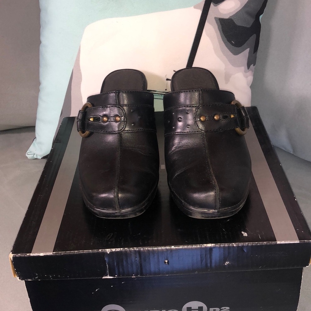 Clarks Clogs - Like New